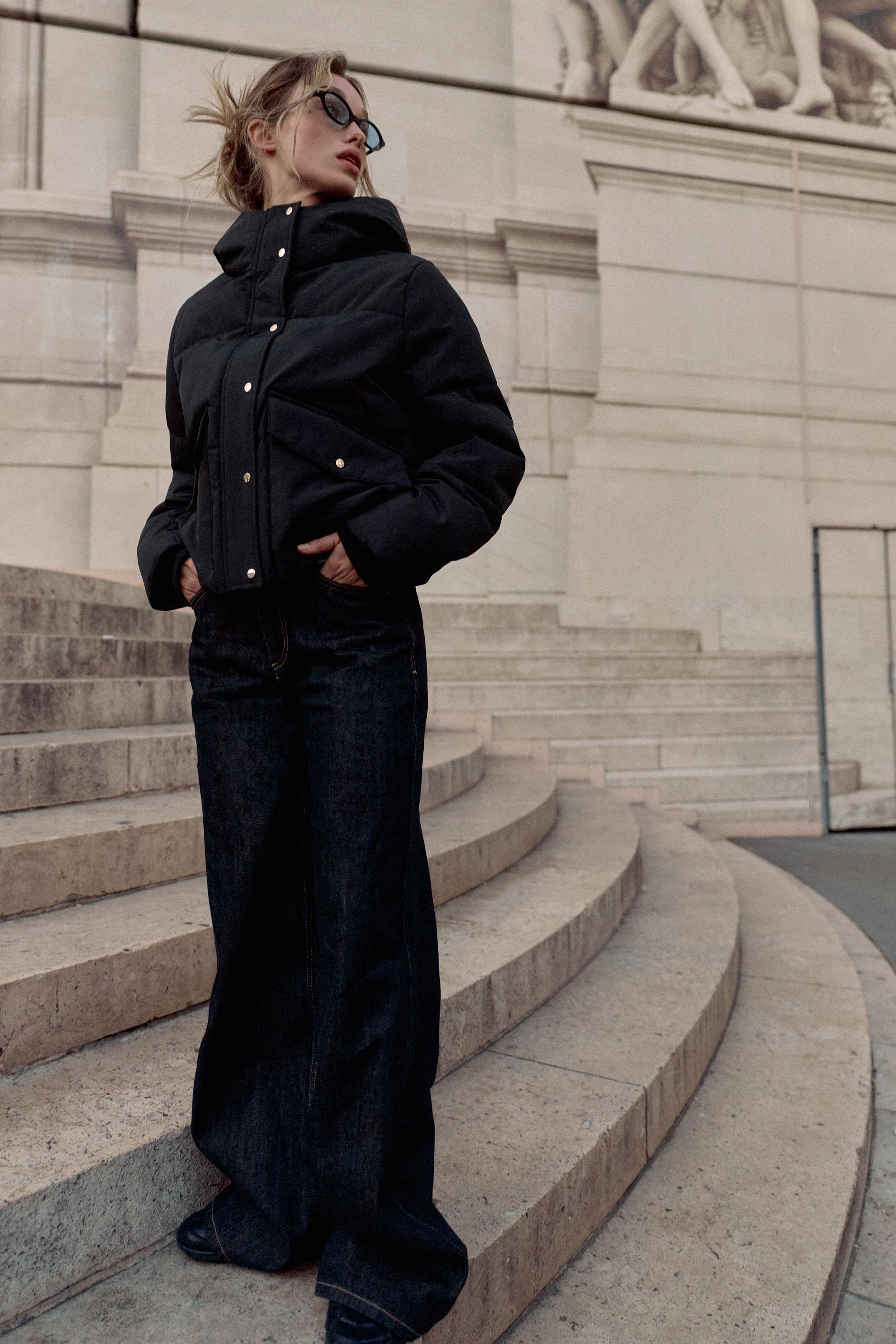 ANORAK COURT À CAPUCHE DÉPERLANT ET COUPE-VENT